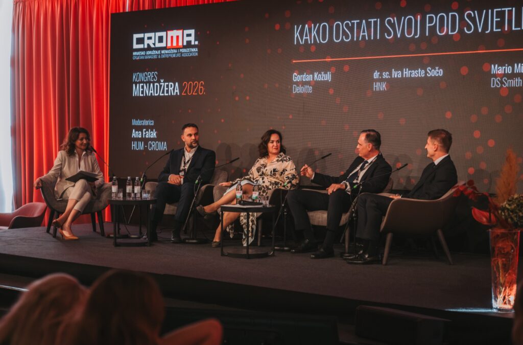 Panel Kako ostati svoj pod svjetlima reflektora?
